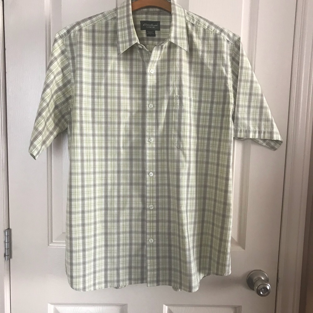 Eddie Bauer Plaid Short Sleeve Men’s Shirt Size Large